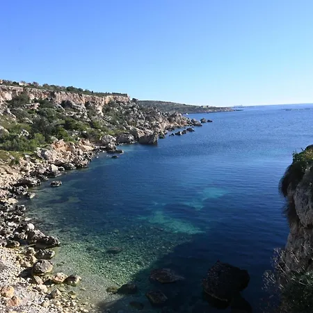 Xemxija Sea-side Maisonette Apartment *