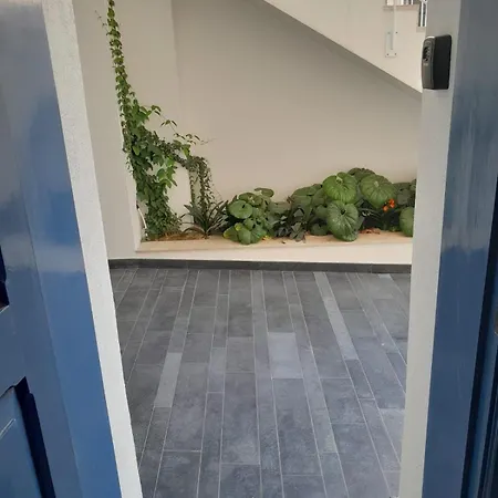 Xemxija Sea-side Maisonette *